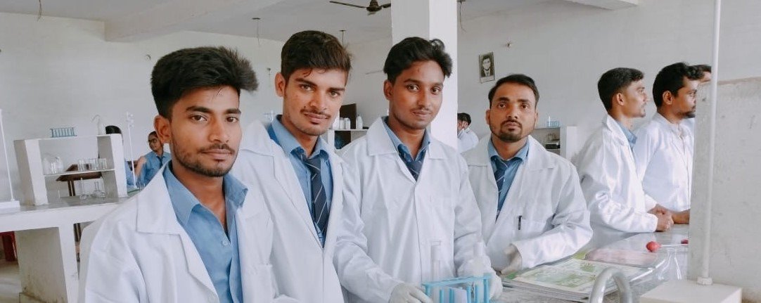 Student Anjali Mishra - B.Pharm